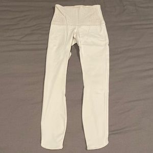 Size 4 Unique White Lululemon leggings